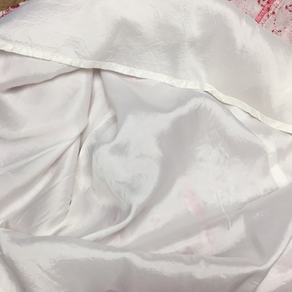 nanette lepore red embroidered layered hem skirt - Picture 6 of 7